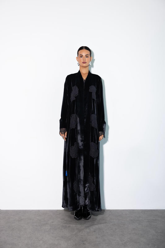 Roses Velvet Black